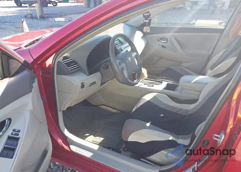 2009 Toyota Camry Le z USA, uszkodzony, nr VIN 4T1BE46K19U308256